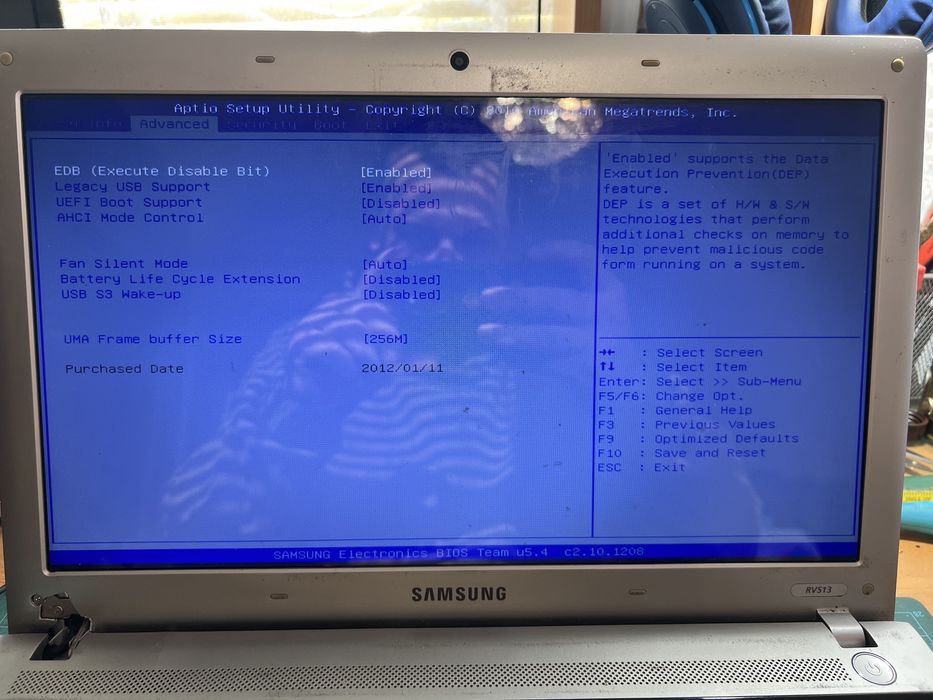 Ноутбук Samsung RV513
