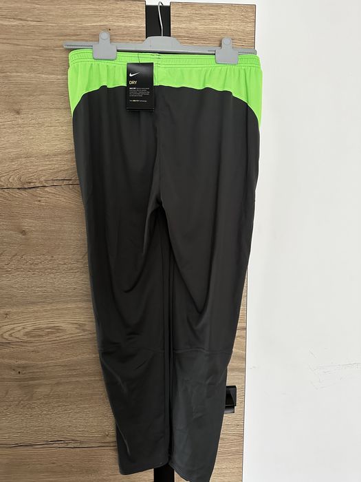 Nike spodnie rozmiar M