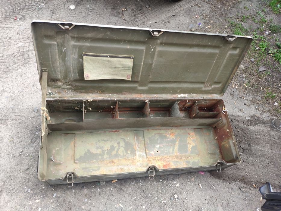 skrzynia-wojskowa-metalowa-saperska-saper-w-du-a-pozna-azarz-olx-pl