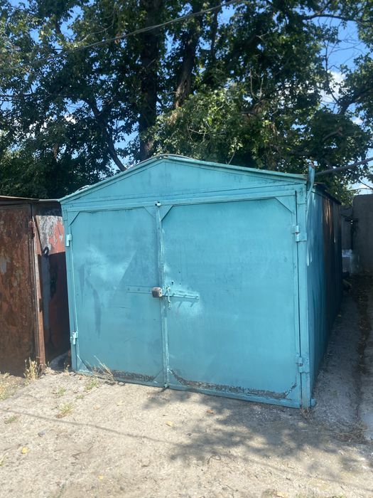 Продам гараж Кущовка