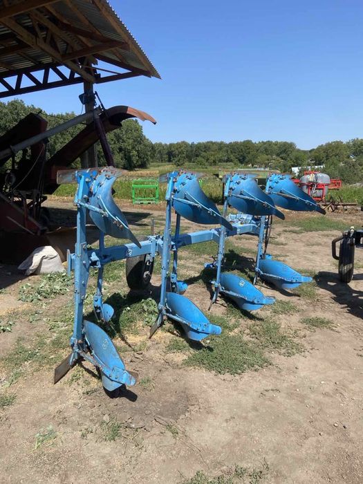 Плуг lemken.