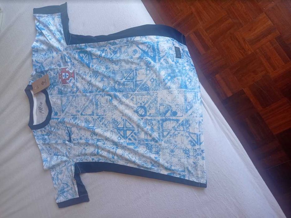 3 Camisolas de Futebol