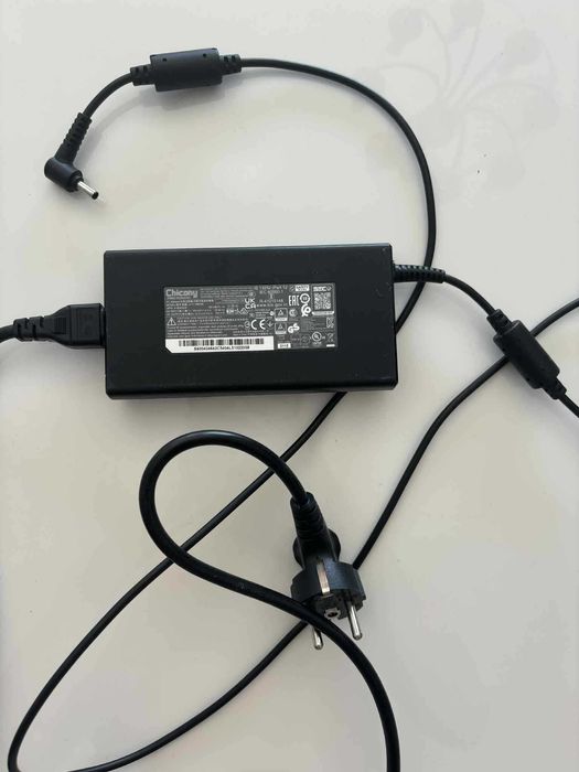 Portátil Gaming MSI Alpha 15 B5EEK