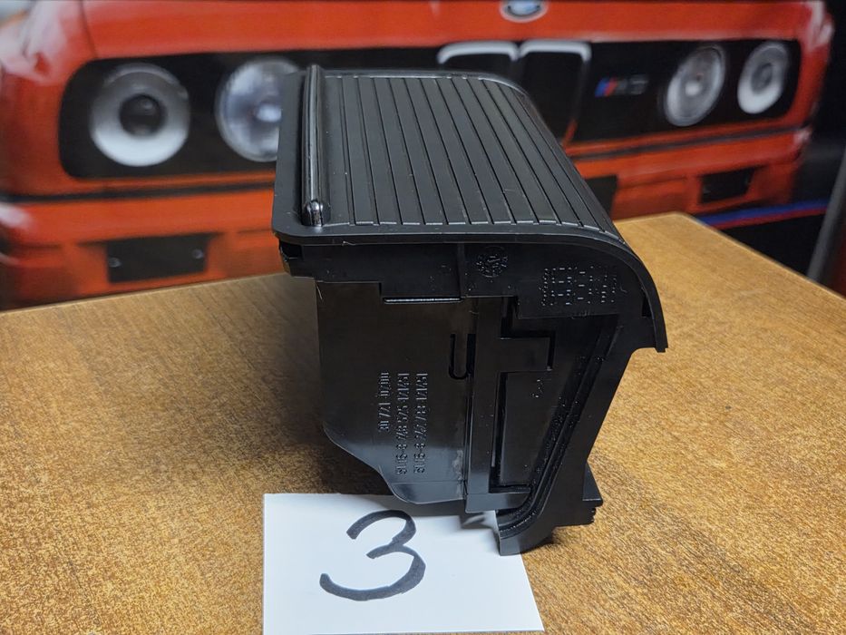 BMW E46 Roletka Schowek Popielniczka Podłokietnika Tunelu Tylnego Tył