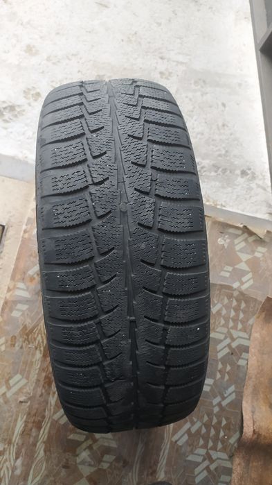 Продам шини в хорошому стані.