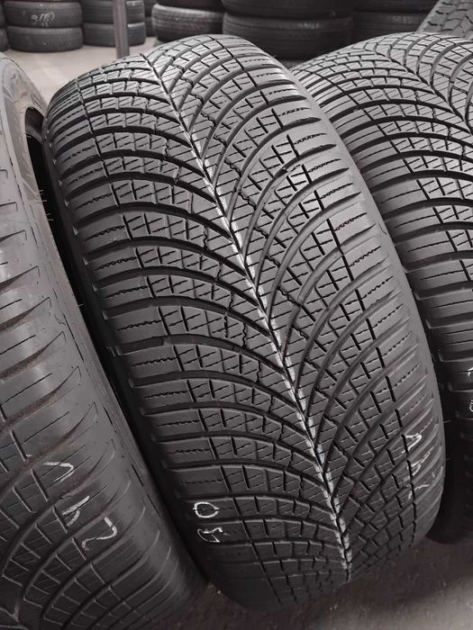 Шини бу 245/45 R19 Goodyear Vector 4 Season Комплект