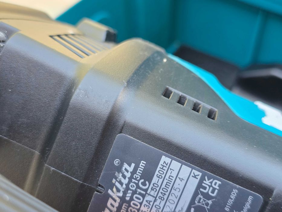 MAKITA HR3001C młotowiertarka SDS plus rok 2025