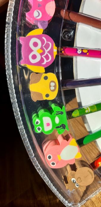 DARMOWA DOSTAWA ! Sinsay Crayons & Rubber kredki gumki, nowe