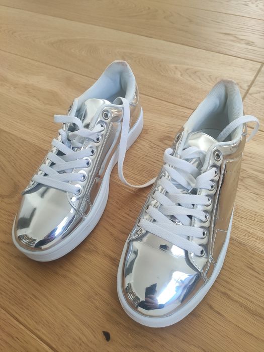 Srebrne trampki damskie 38