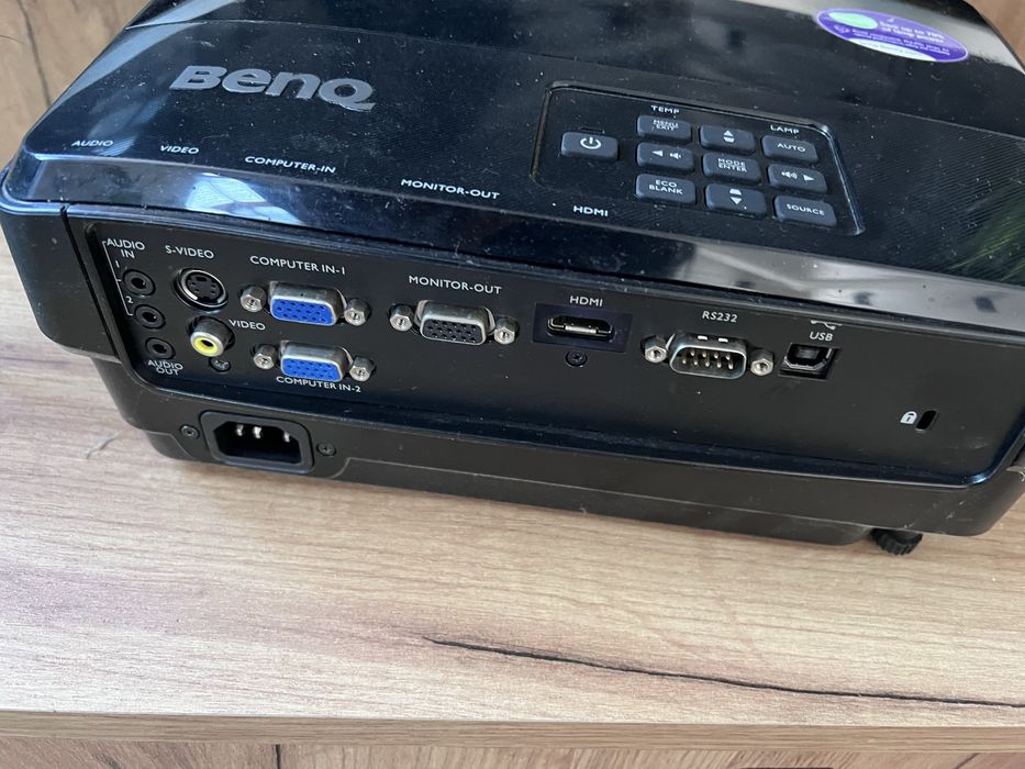 Benq projektor czarny