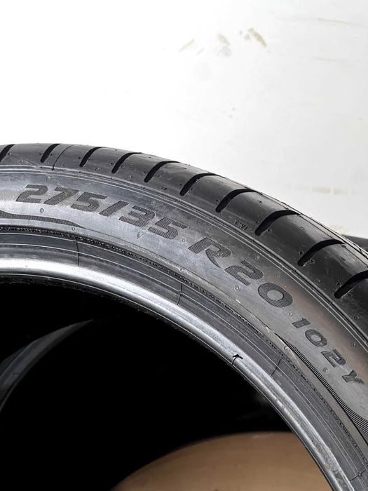 Pneus Pirelli Pzero PZ4 - 275/35/20 - NOVOS