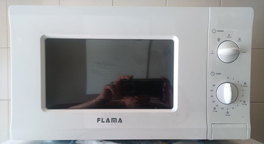 Microondas Flama novo