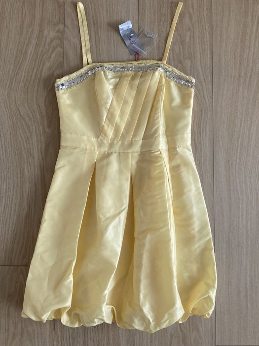 Nowa sukienka, bombka, bananowa