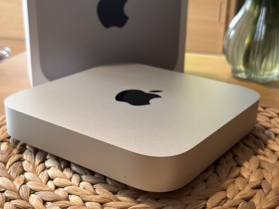 Mac Mini m2 8GB RAM 256GB SSD