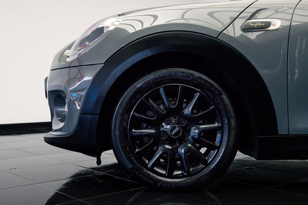 MINI 3 Portas Cooper D Aut.