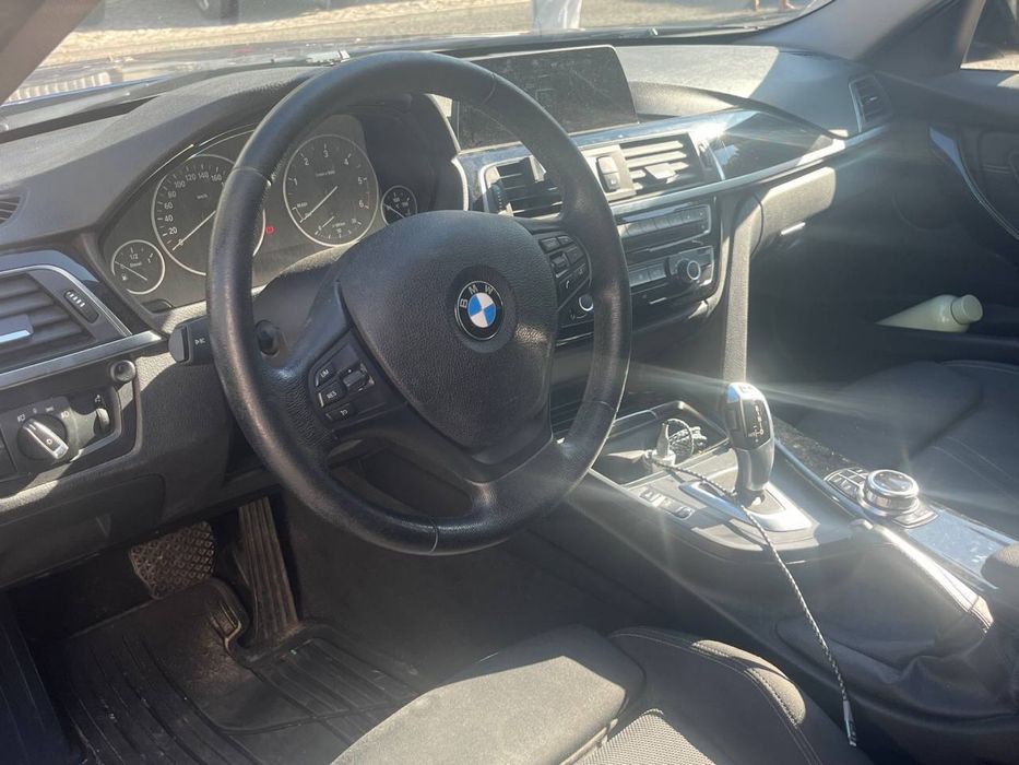 BMW 318d Touring Auto | 2017 |