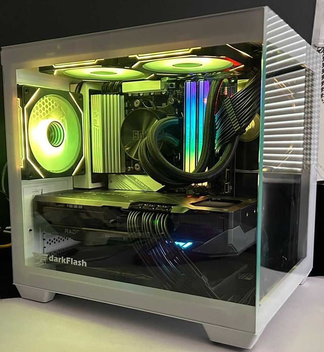 Komputer Gaimngowy AMD Radeon RX9070XT Ryzen 9800X3D AM5 Biały
