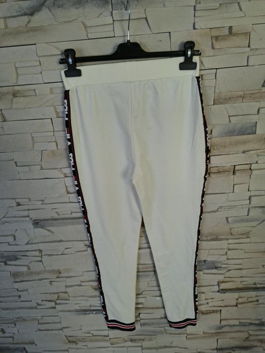 Białe legginsy dresowe Fila XS