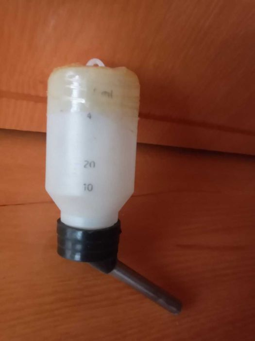 Поилочка для птиц и грызунов