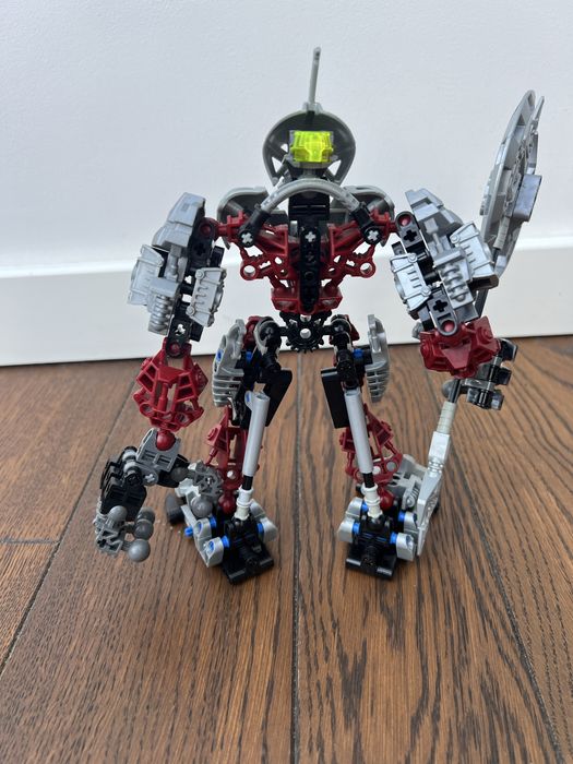 LEGO Bionicle Axonn 8733 - 100% kompletny
