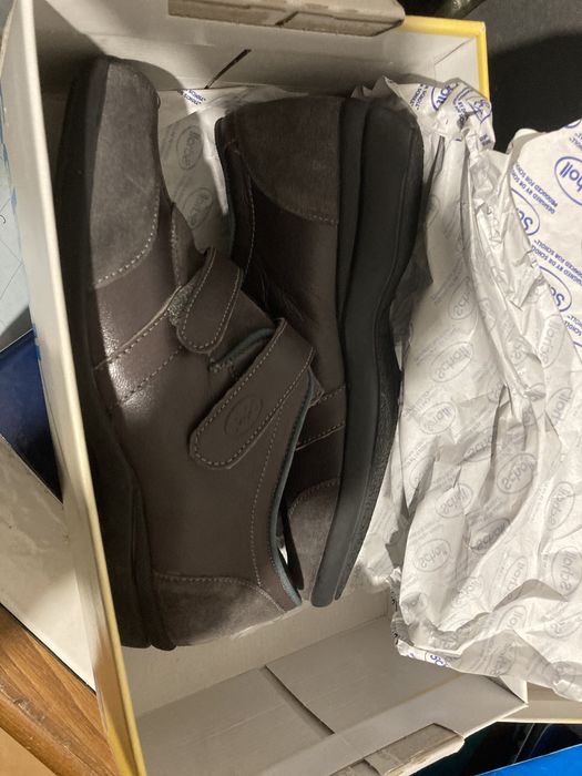 NOVOS Sapatos dr scholl couro tamanho 35 36