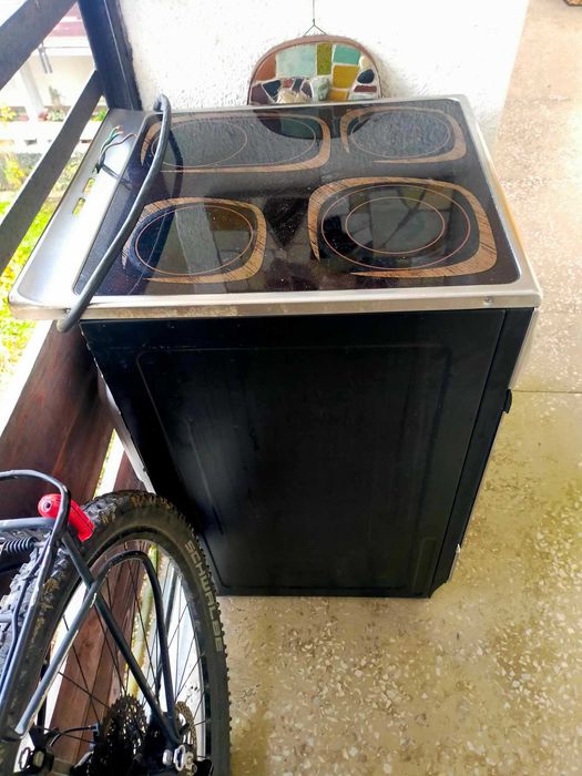 Kuchenka elektryczna z płytą ceramiczną Mastercook