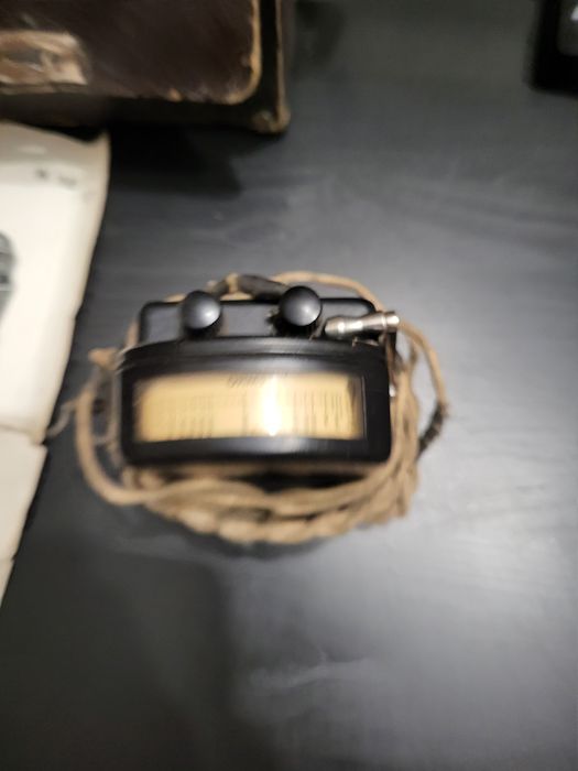 Omomierz induktorowy- kieszonkowy