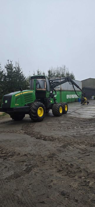 Harwester John Deere 1070E
