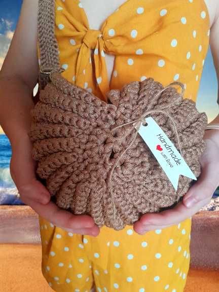 Трендова сумка-мушля ручна робота