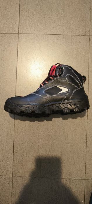 Botas de trabalho novas número 43