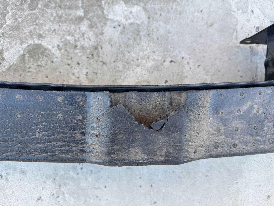 Підсилювач бампера Volkswagen Passat USA оригінал бу