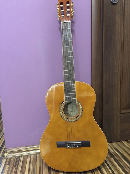 Gitara  Durango MG-927R