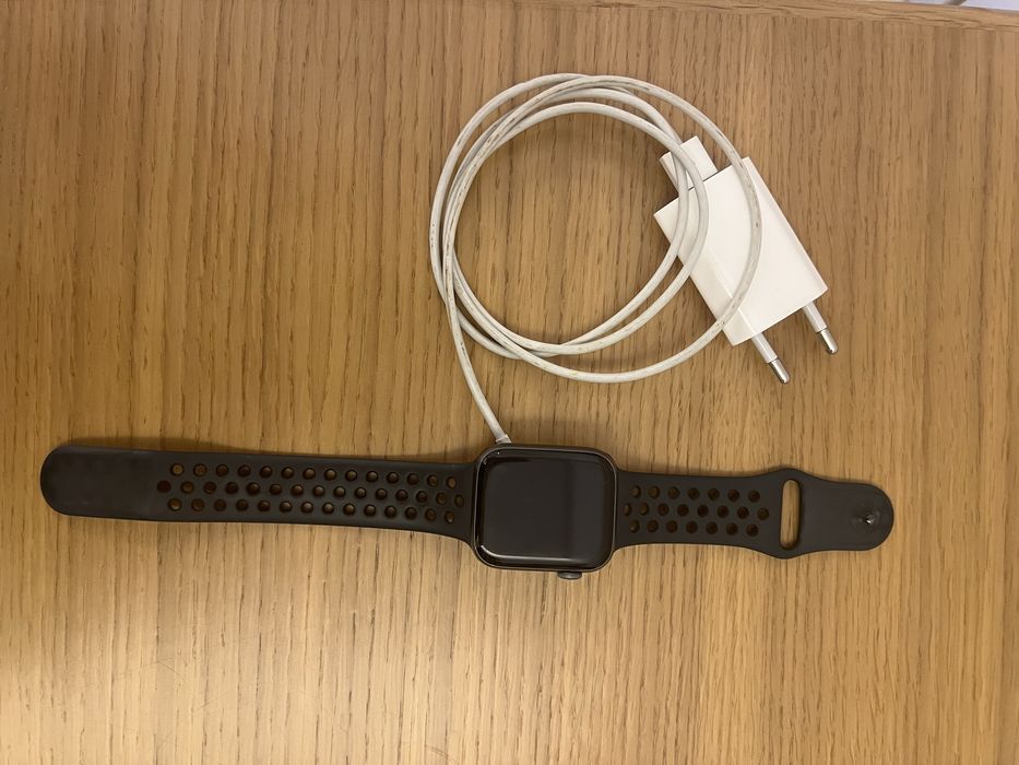 Apple Watch Series 4 GPS 44mm