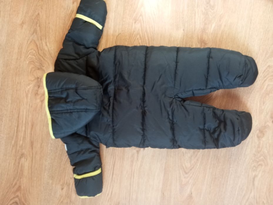 Kombinezon zimowy dziecięcy  rozm 3-6m