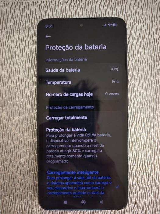 Xiaomi 14T  com 12GB de  RAM e 256 GB de memoria