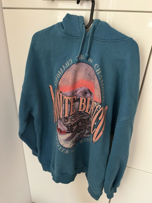 Piękna niebieska bluza Bershka M/L