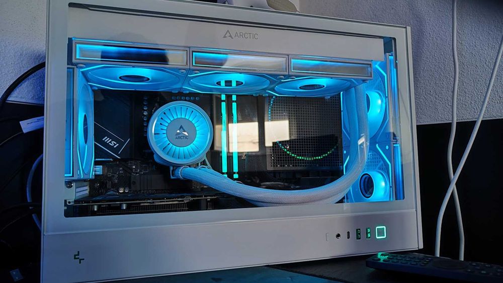 PC Gaming - 9800x3d Rtx / 5070 OC + Monitor 540hz