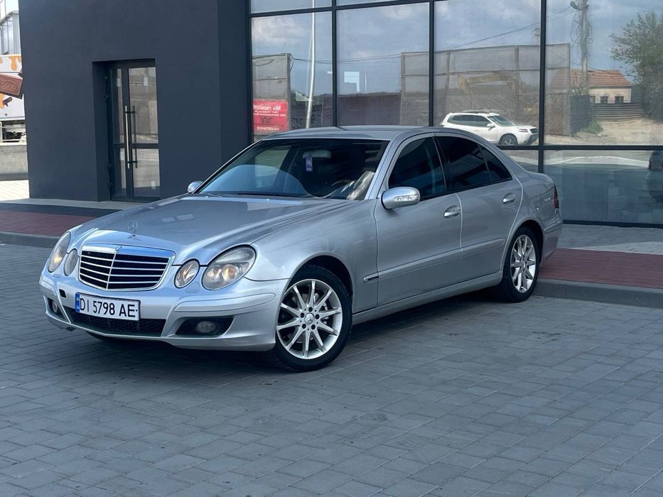 Mercedes-Benz w211