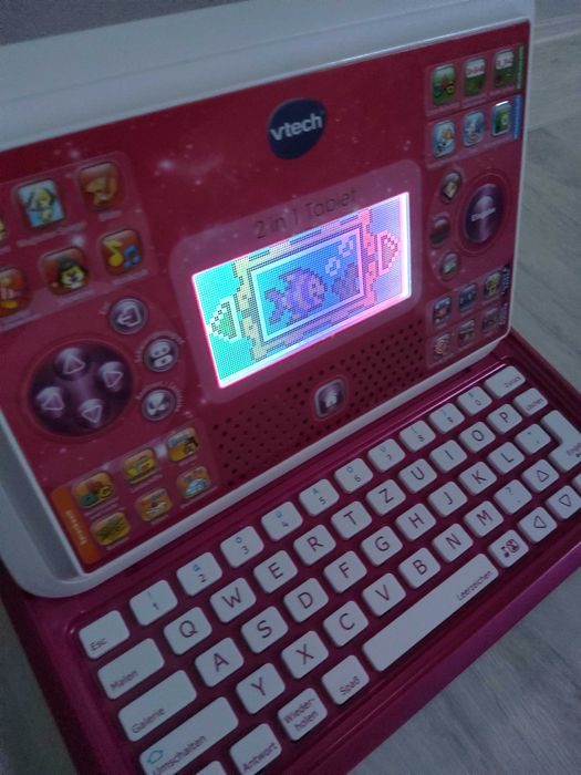 Edukacyjny komputer dziecięcy zabawka edukacyjna Vtech j. niemiecki