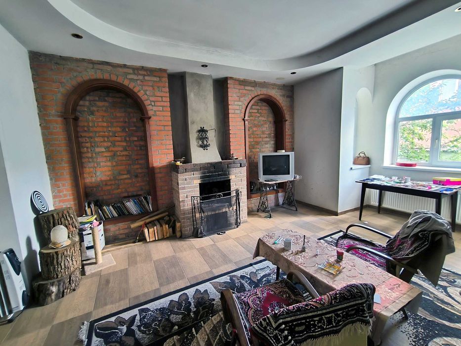 Капітальний будинок 350м² з каміном та сауною поруч з лісом! 27км від Києва.