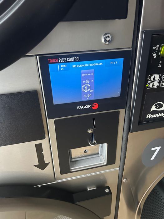 Secadora em torre Fagor