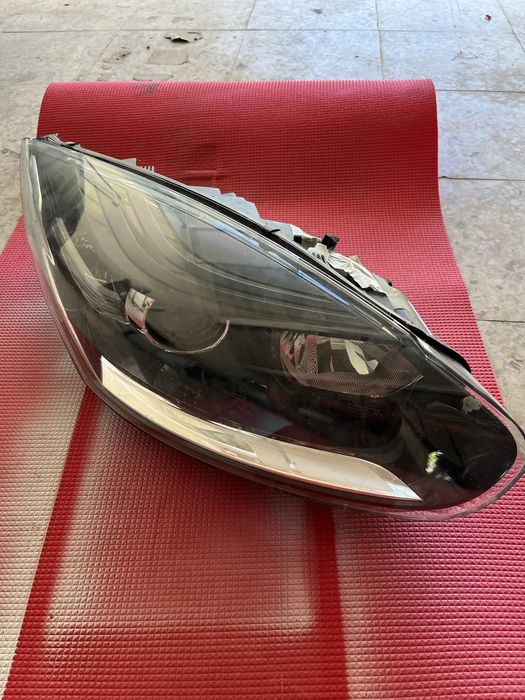 Optica farol lado direito megane 3