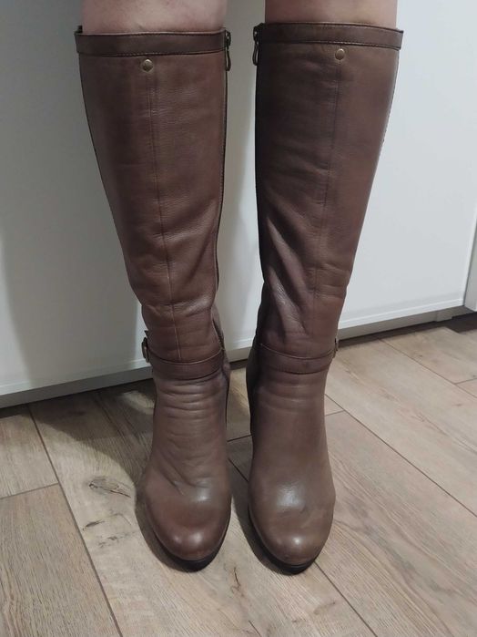 Skórzane kozaki firmy Tamaris 40