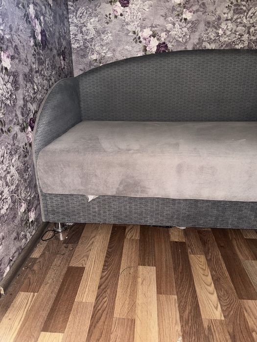 Кровать односпальная в хорошем состоянии