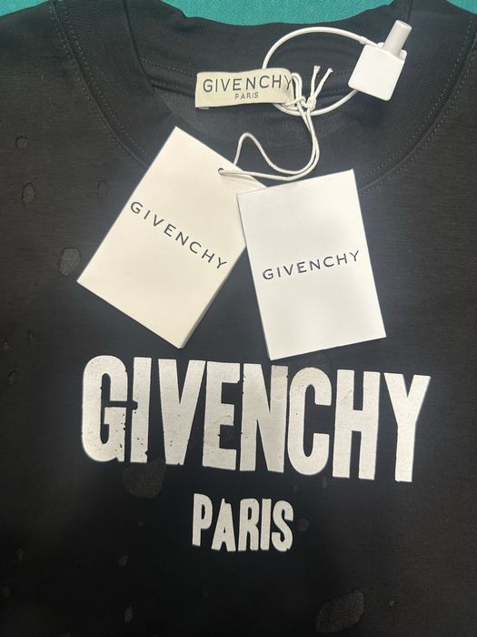 футболка Givenchy