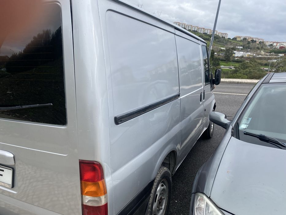 Carrinha de tres lugares Ford Transit comercial 2000tddi, ano 2005