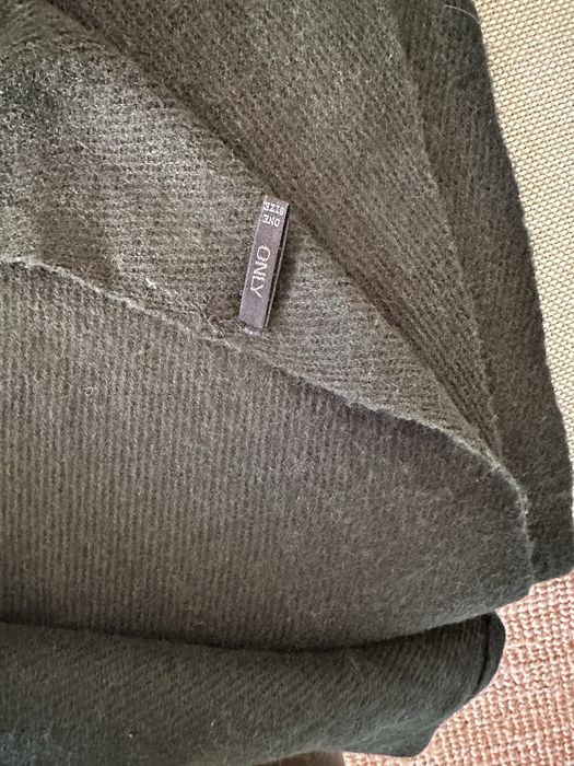 Zielony ,damski szalik