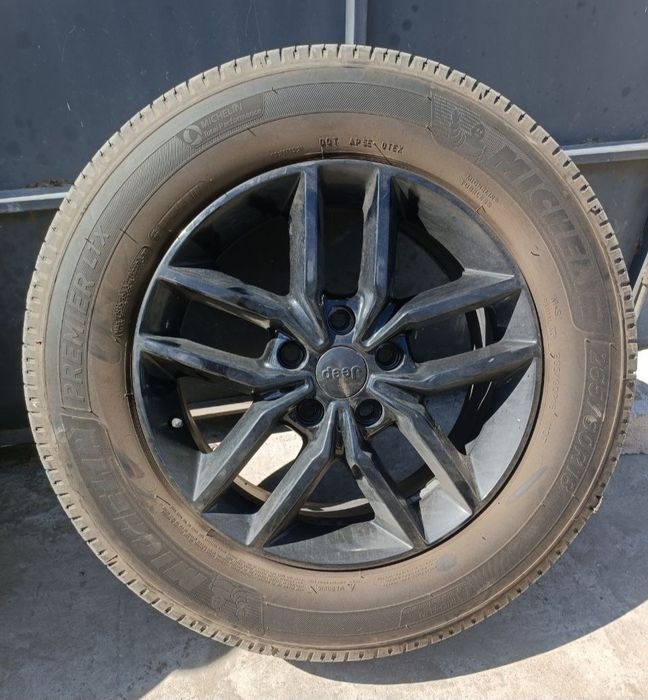 Jeep grand Cherokee WK2   диски R20