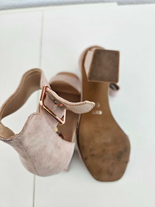 Sapatos EXE, muito confortaveis e em otimo estado