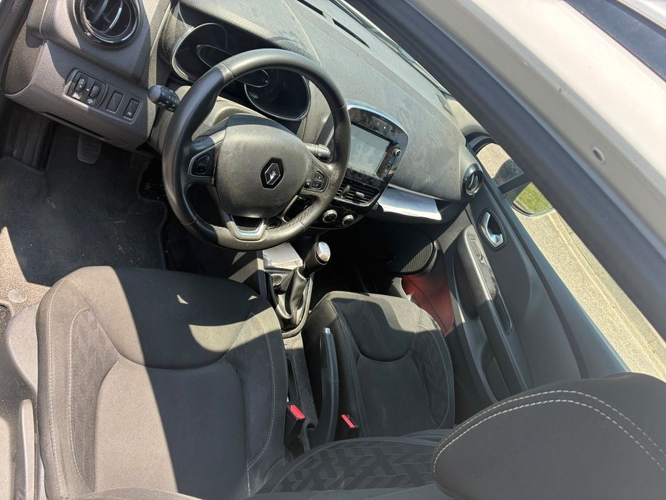 Vendo este Renault